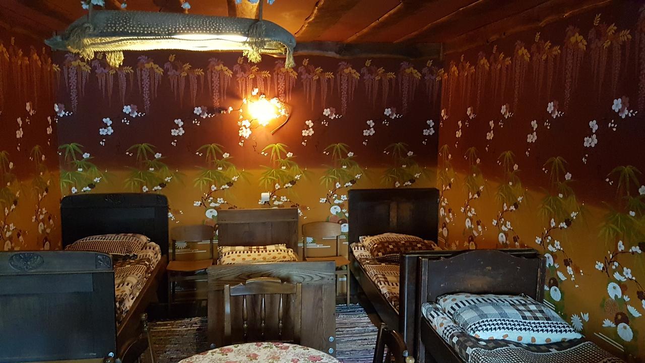 Kaimynai Oreiviu Uzuoveja المظهر الخارجي الصورة